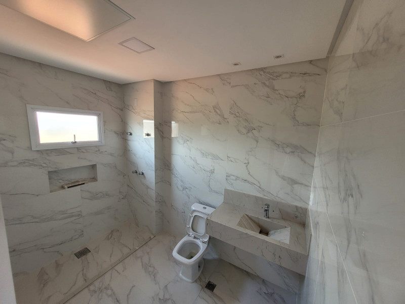 Casa de condomínio à venda Terras Alpha Residencial 1 com 220m² e 4 quartos por R$ 1.299.000 - 1673149689-whatsapp-image-2024-01-27-at-14.jpeg
