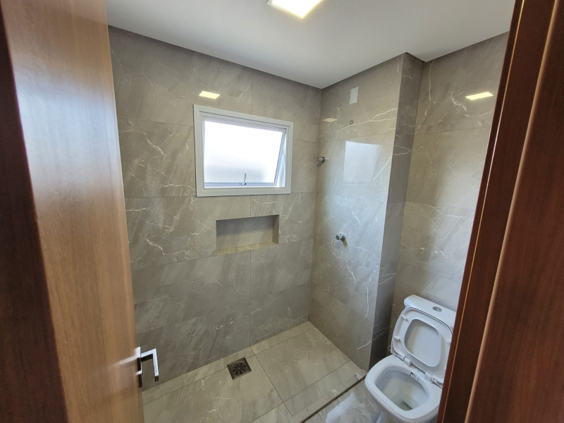 Casa de condomínio à venda Terras Alpha Residencial 1 com 220m² e 4 quartos por R$ 1.299.000 - 1986314017-whatsapp-image-2024-01-27-at-14.jpeg