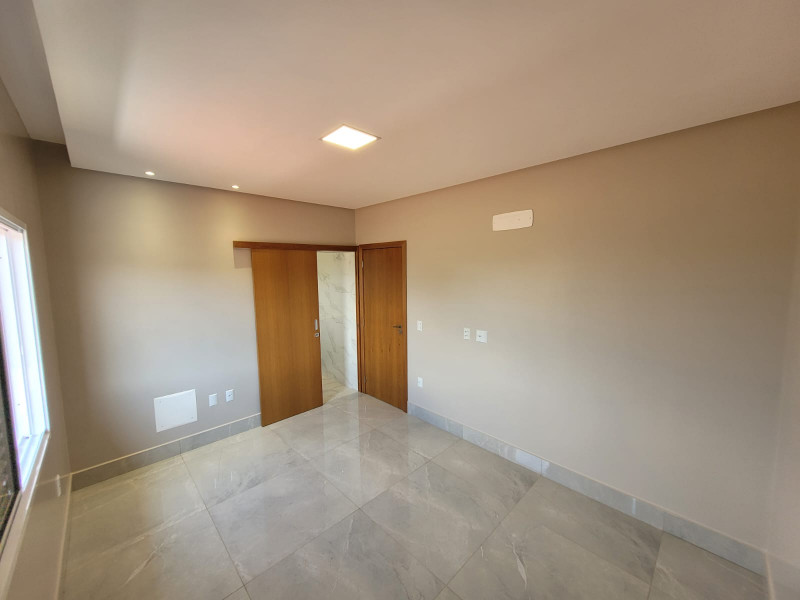 Casa de condomínio à venda Terras Alpha Residencial 1 com 220m² e 4 quartos por R$ 1.299.000 - 299637955-whatsapp-image-2024-01-27-at-14.jpeg