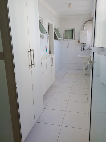 Apartamento à venda Jardim Paulista com 240m² e 3 quartos por R$ 2.640.000 - 208959263-img-20230713-144326456-mfnr2.jpg