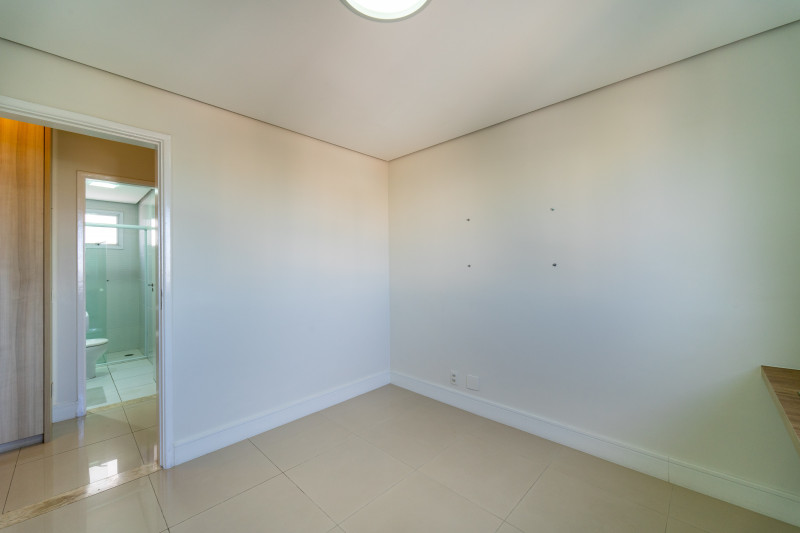 Cobertura à venda Vila Guarani com 190m² e 3 quartos por R$ 1.300.000 - 1086470573-dsc09808.jpg