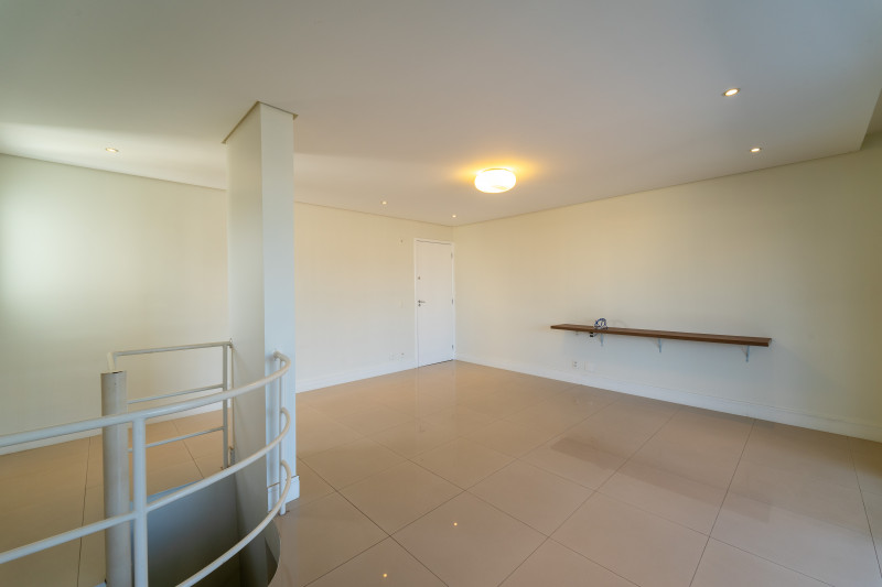 Cobertura à venda Vila Guarani com 190m² e 3 quartos por R$ 1.300.000 - 954447647-dsc09825.jpg