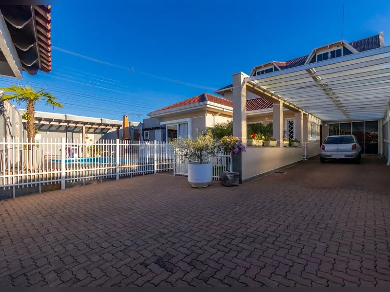 Casa à venda Vila Juliana com 364m² e 4 quartos por R$ 1.390.000 - 07.jpeg