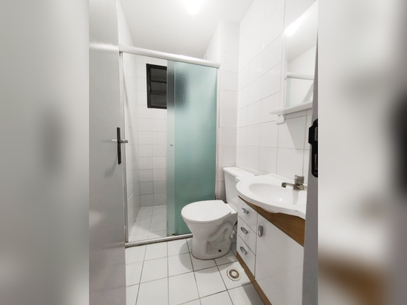 Apartamento à venda Pestana com 60m² e 3 quartos por R$ 349.000 - banheiro-social.jpg