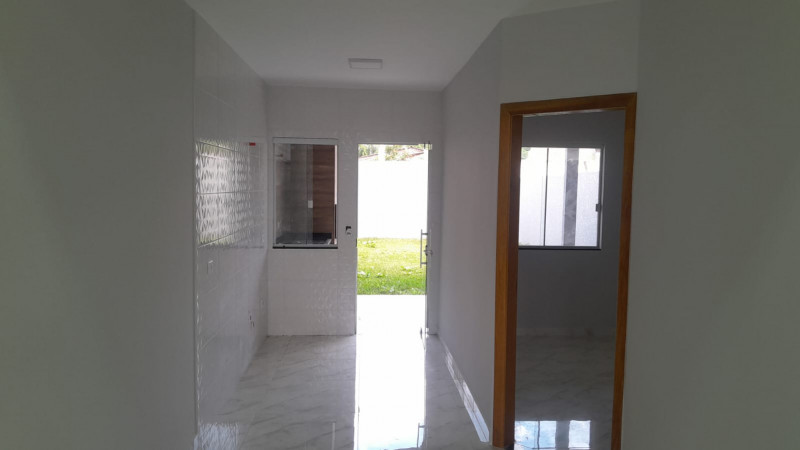 Casa à venda Gralha Azul com 87m² e 3 quartos por R$ 485.000 - 1917534220-ff831c55-9026-458d-a42d-e39395c19453.jpg