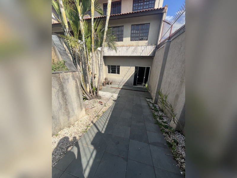 Casa à venda Tingui com 275m² e 4 quartos por R$ 997.500 - 20240509-151634652-ios.jpg