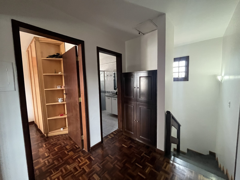 Casa à venda Tingui com 275m² e 4 quartos por R$ 997.500 - 20240516-161844811-ios.jpg