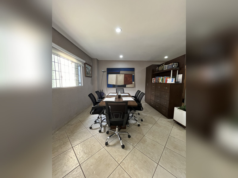 Casa à venda Tingui com 275m² e 4 quartos por R$ 997.500 - 20240516-165000506-ios.jpg