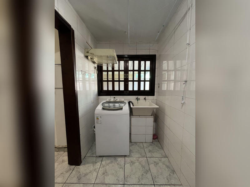 Casa à venda Tingui com 275m² e 4 quartos por R$ 997.500 - 20240606-154905862-ios.jpg