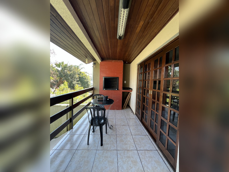 Casa à venda Tingui com 275m² e 4 quartos por R$ 997.500 - 20240606-155101621-ios.jpg