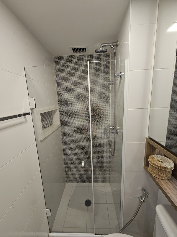 Apartamento à venda Liberdade com 61m² e 2 quartos por R$ 950.000 - 1183956278-banheiro-social.jpg