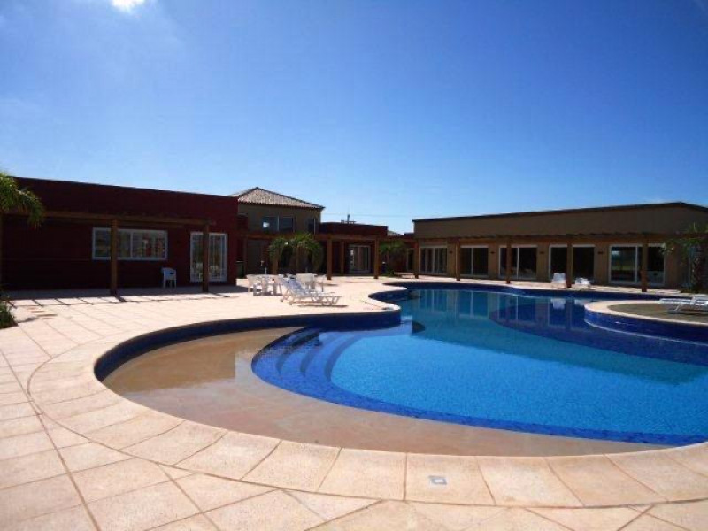 Casa de condomínio à venda Xangri-Lá com 300m² e 5 quartos por R$ 2.300.000 - 1268780105-095555cf-9cde-4ebf-bfa9-e2ca49c2de1f.jpeg