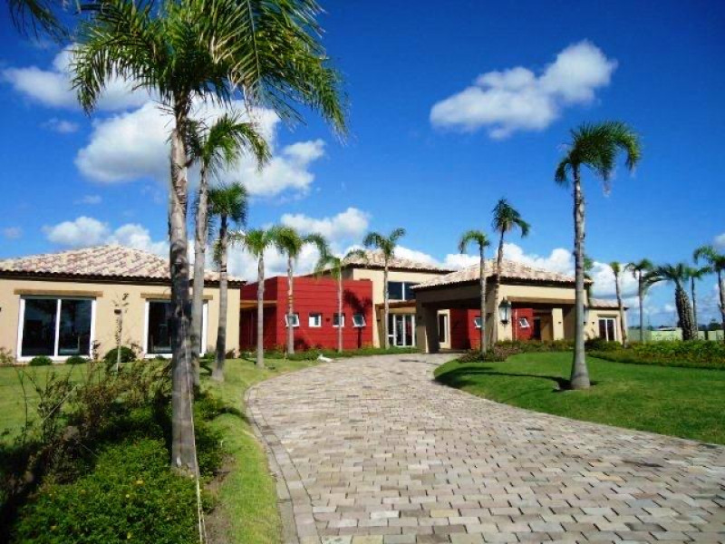 Casa de condomínio à venda Xangri-Lá com 300m² e 5 quartos por R$ 2.300.000 - 1853167685-341037fe-4b6e-4cd9-bfa6-b60c74bed27b.jpeg