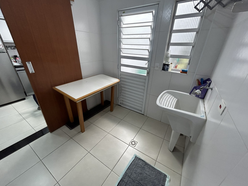 Casa à venda Vila Mariana com 243m² e 3 quartos por R$ 1.500.000 - area-de-servico-3.JPEG