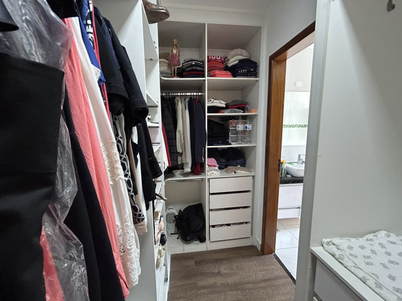 Casa à venda Vila Mariana com 243m² e 3 quartos por R$ 1.500.000 - closet-1.JPEG