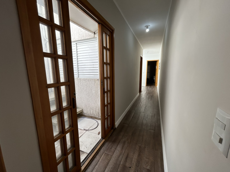 Casa à venda Vila Mariana com 243m² e 3 quartos por R$ 1.500.000 - corredor.JPEG
