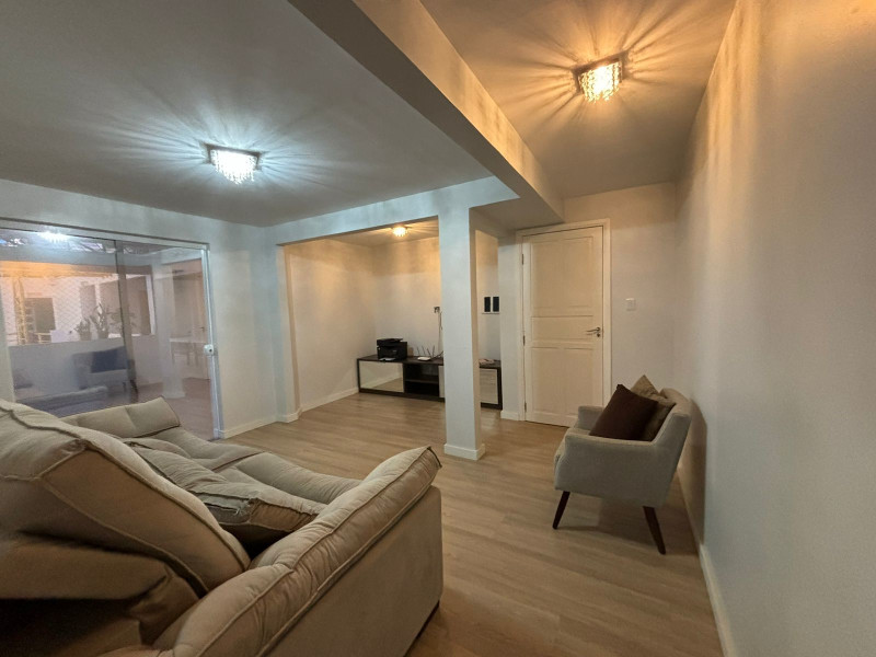 Casa à venda Santa Candida com 500m² e 4 quartos por R$ 990.000 - 27.jpeg