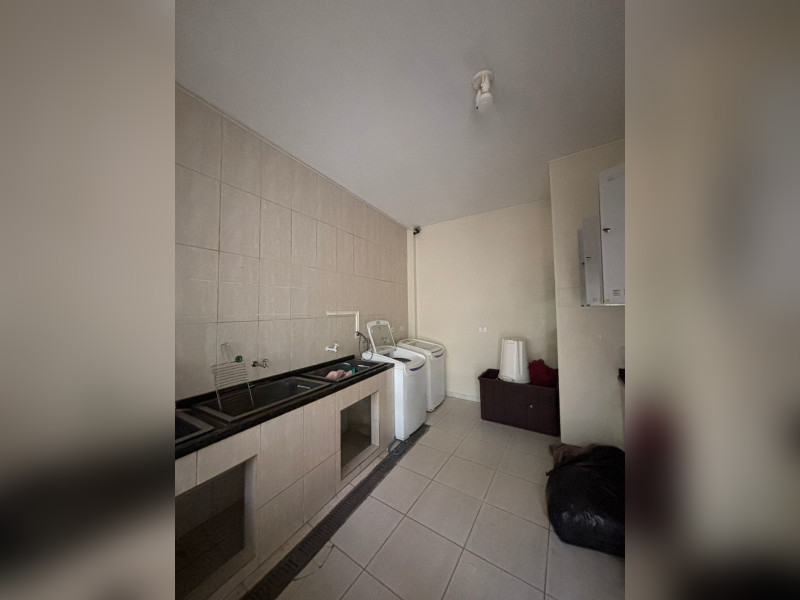 Casa à venda Santa Candida com 500m² e 4 quartos por R$ 990.000 - 46.jpeg