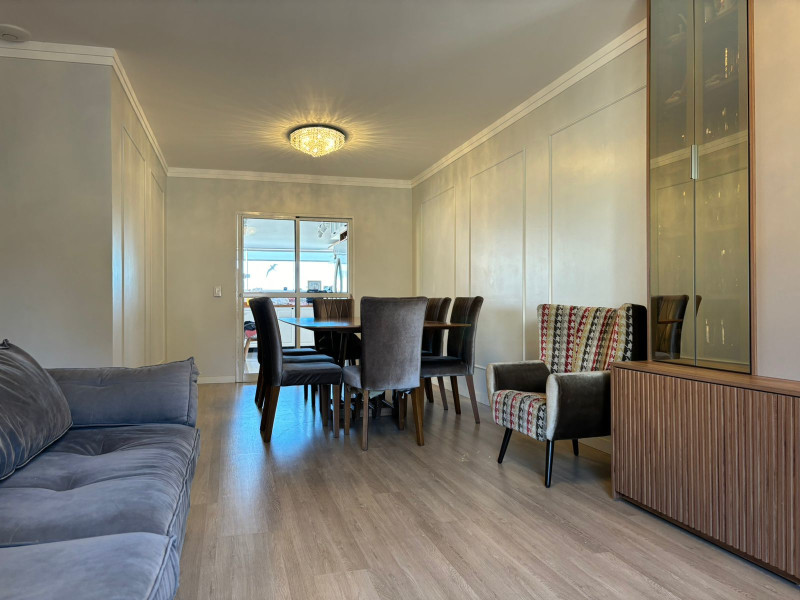 Casa à venda Santa Candida com 500m² e 4 quartos por R$ 990.000 - 7.jpeg