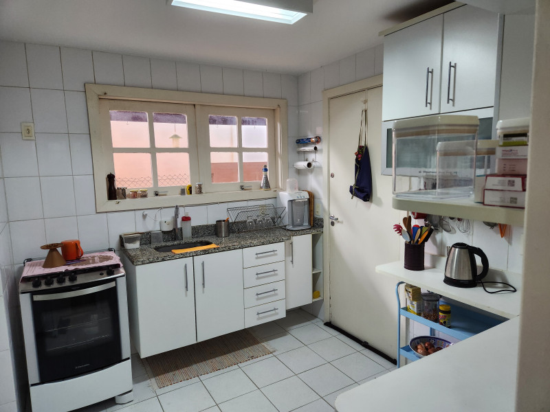 Casa de condomínio à venda Vargem Pequena com 107m² e 4 quartos por R$ 750.000 - 1864272068-20240325-082008.jpg