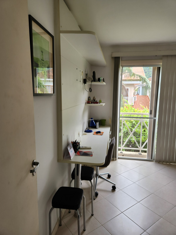Casa de condomínio à venda Vargem Pequena com 107m² e 4 quartos por R$ 750.000 - 2045728374-20240325-082645.jpg