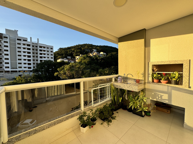 Apartamento à venda Saco Grande com 72m² e 2 quartos por R$ 858.000 - 1740811621-img-5038.jpeg