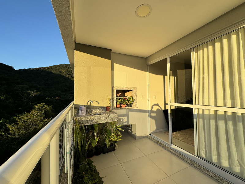 Apartamento à venda Saco Grande com 72m² e 2 quartos por R$ 858.000 - 1865645113-img-5040.jpeg