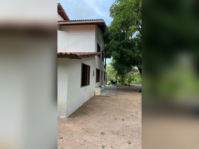Casa à venda Centro com 10000m² e 5 quartos por R$ 1.000.000 - img-20240605-wa0020.jpg