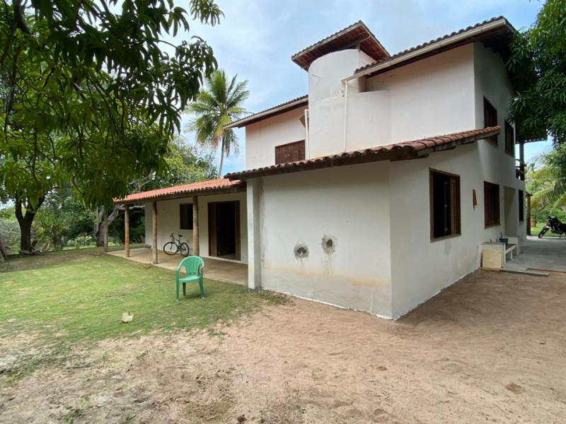 Casa à venda Centro com 10000m² e 5 quartos por R$ 1.000.000 - img-20240605-wa0021.jpg