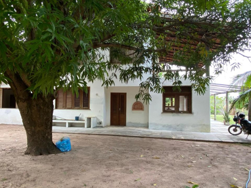 Casa à venda Centro com 10000m² e 5 quartos por R$ 1.000.000 - img-20240605-wa0022.jpg