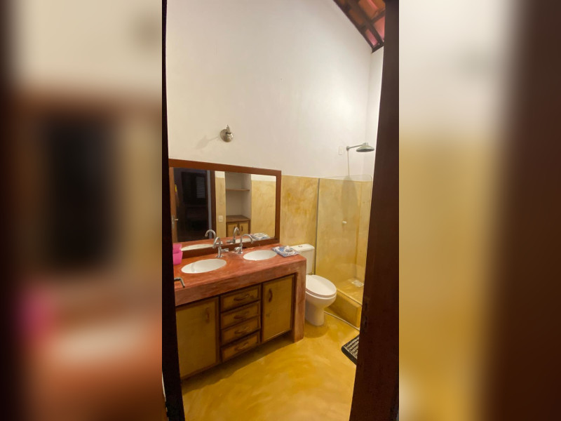 Casa à venda Centro com 10000m² e 5 quartos por R$ 1.000.000 - img-20240605-wa0034.jpg