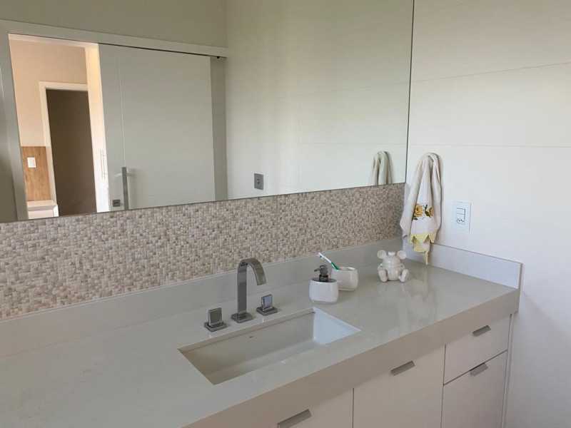 Casa de condomínio à venda Swiss Park com 393m² e 4 quartos por R$ 3.600.000 - whatsapp-image-2024-06-09-at-133919-1.jpeg
