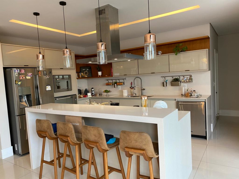 Casa de condomínio à venda Swiss Park com 393m² e 4 quartos por R$ 3.600.000 - whatsapp-image-2024-06-09-at-133924-1.jpeg