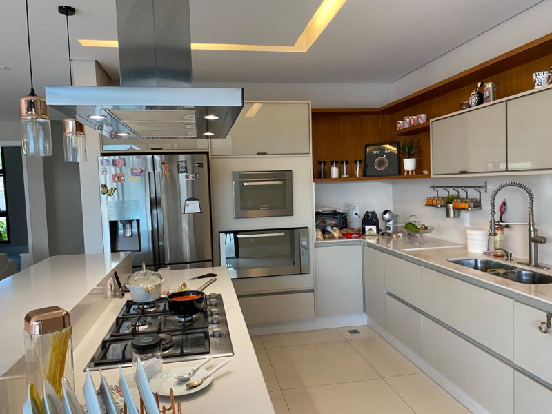 Casa de condomínio à venda Swiss Park com 393m² e 4 quartos por R$ 3.600.000 - whatsapp-image-2024-06-09-at-133924-2.jpeg