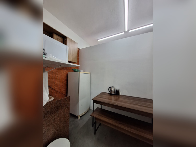 Comercial à venda Tijuca com 96m² e 0 quartos por R$ 160.000 - 2ede28ea-b5e6-4a55-8c6f-9da58d346a9d.jpeg