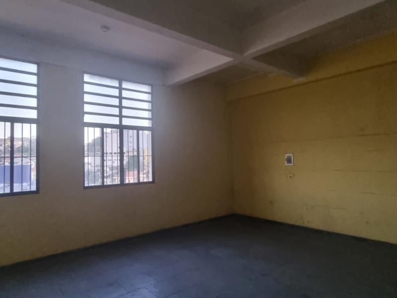 Casa à venda Vila Pereira Barreto com 249m² e 4 quartos por R$ 800.000 - 1000074826.jpg