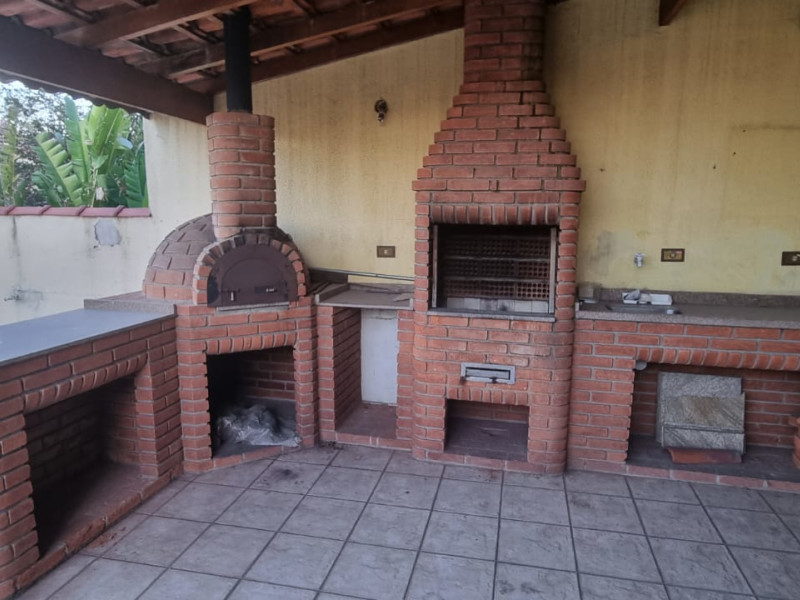 Casa à venda Vila Pereira Barreto com 249m² e 4 quartos por R$ 800.000 - 1000074961.jpg