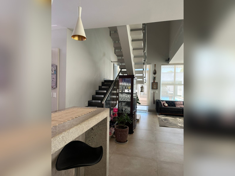 Casa de condomínio à venda Loteamento Residencial Polinésia com 297m² e 3 quartos por R$ 2.600.000 - whatsapp-image-2024-06-15-at-165816-2.jpeg
