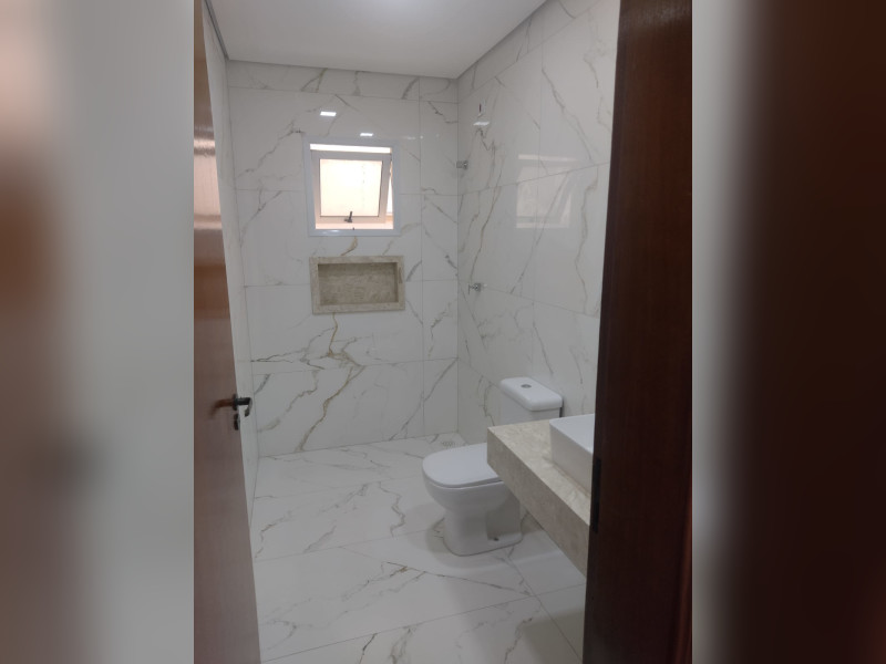 Casa à venda Laranjeiras com 163m² e 3 quartos por R$ 768.000 - whatsapp-image-2024-06-08-at-165717-1.jpeg