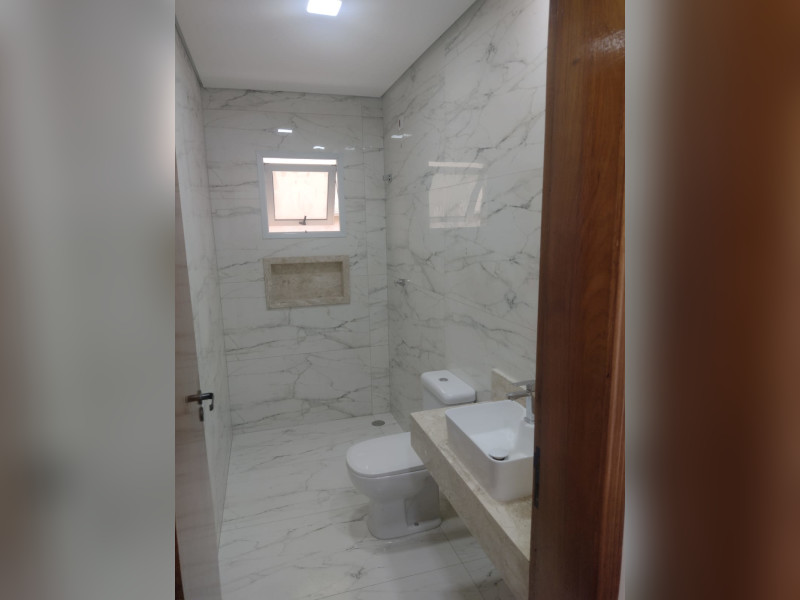 Casa à venda Laranjeiras com 163m² e 3 quartos por R$ 768.000 - whatsapp-image-2024-06-08-at-165719-2.jpeg