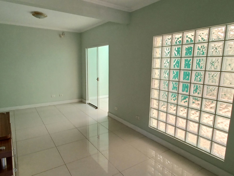 Casa à venda Uberaba com 183m² e 4 quartos por R$ 720.000 - 20240530-132504.jpg