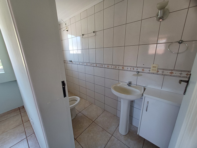 Casa à venda Uberaba com 183m² e 4 quartos por R$ 720.000 - 20240530-133840.jpg