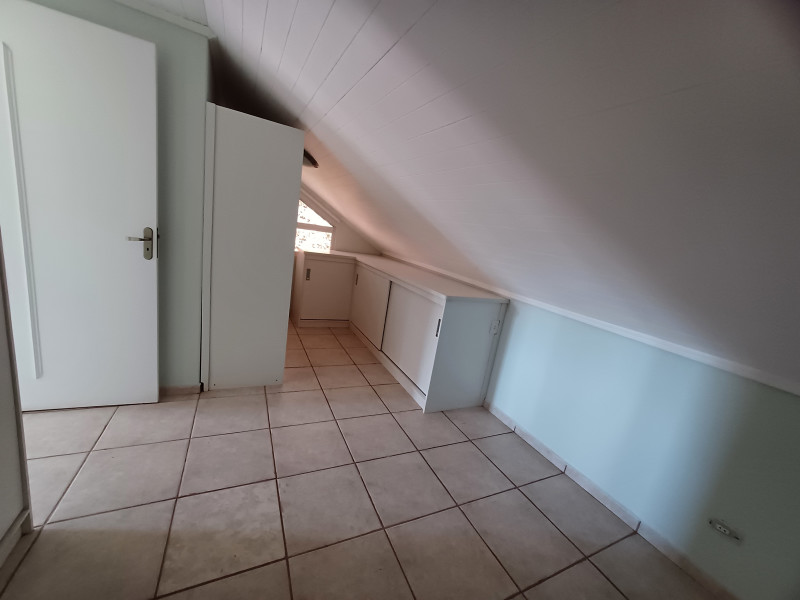 Casa à venda Uberaba com 183m² e 4 quartos por R$ 720.000 - 20240530-133959.jpg