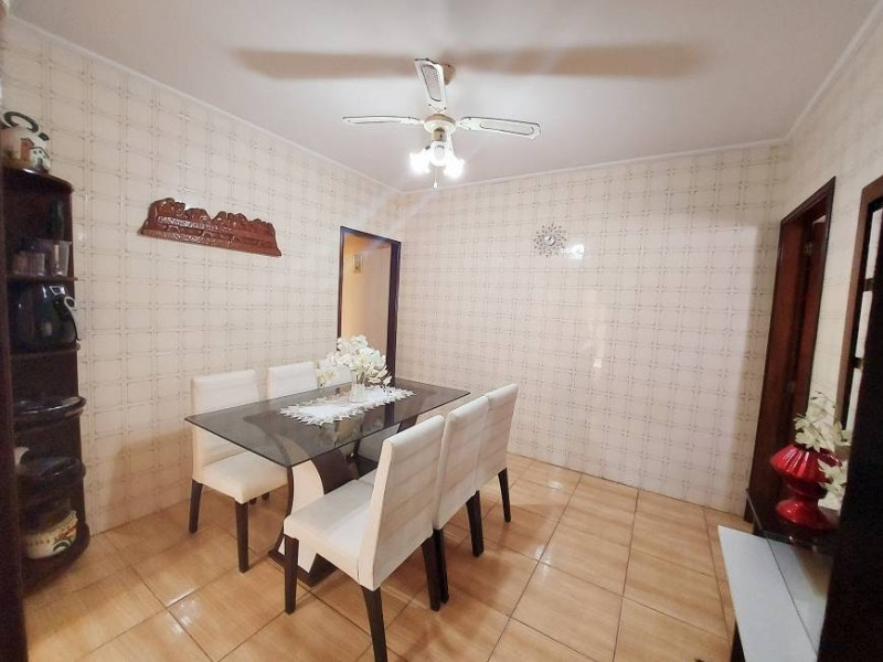 Casa à venda Jardim da Gloria com 176m² e 2 quartos por R$ 800.000 - whatsapp-image-2024-05-20-at-120759-21.jpeg