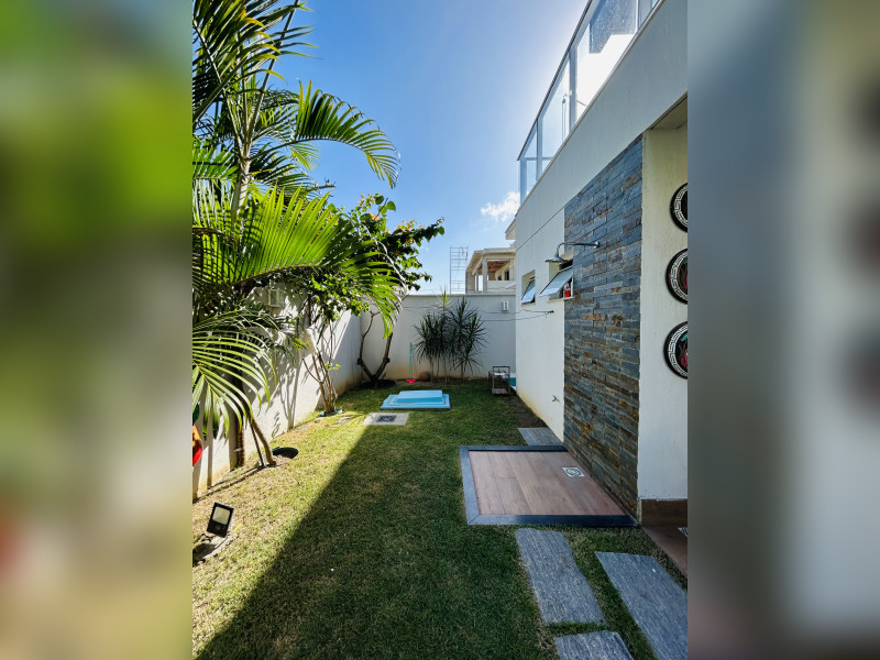 Casa de condomínio à venda Centro com 242m² e 4 quartos por R$ 1.700.000 - img-3803.jpeg