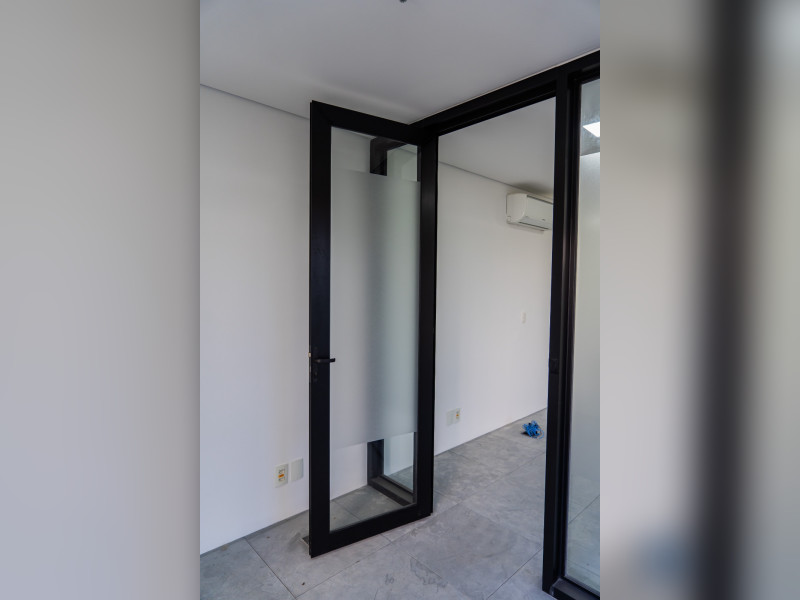 Comercial à venda Cidade Monções com 51m² e 1 quarto por R$ 690.000 - whatsapp-image-2024-06-24-at-152641-10.jpeg