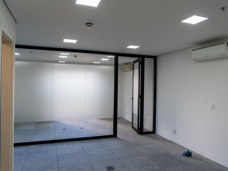 Comercial à venda Cidade Monções com 51m² e 1 quarto por R$ 690.000 - whatsapp-image-2024-06-24-at-152641-13.jpeg