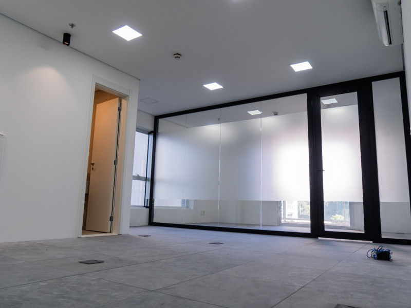 Comercial à venda Cidade Monções com 51m² e 1 quarto por R$ 690.000 - whatsapp-image-2024-06-24-at-152641-14.jpeg