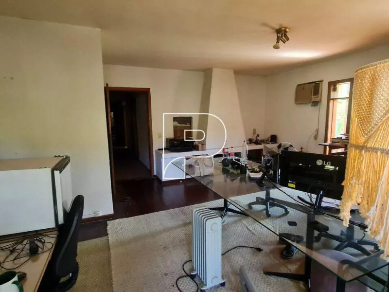 Chácara para alugar Vila Santo Antônio com 8000m² e 5 quartos por R$ 25.000 - 3a1b05ff1d08d0f1680a8cf7.jpg