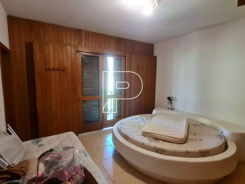 Chácara para alugar Vila Santo Antônio com 8000m² e 5 quartos por R$ 25.000 - b1f16405bfb42d2dde6210b6.jpg